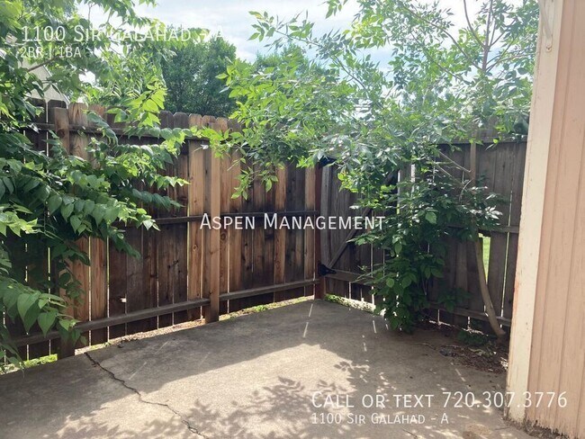 Building Photo - 1100 Sir Galahad Dr