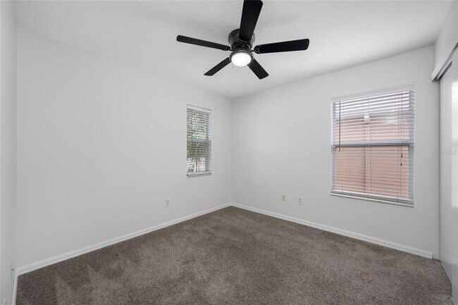 Building Photo - 2537 Harn Blvd