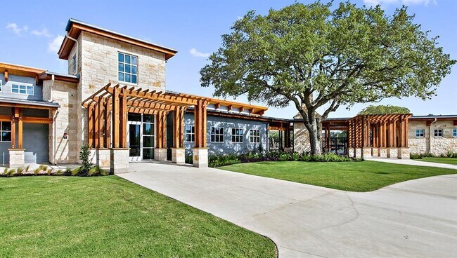 Building Photo - 520 Betty Ann Wy