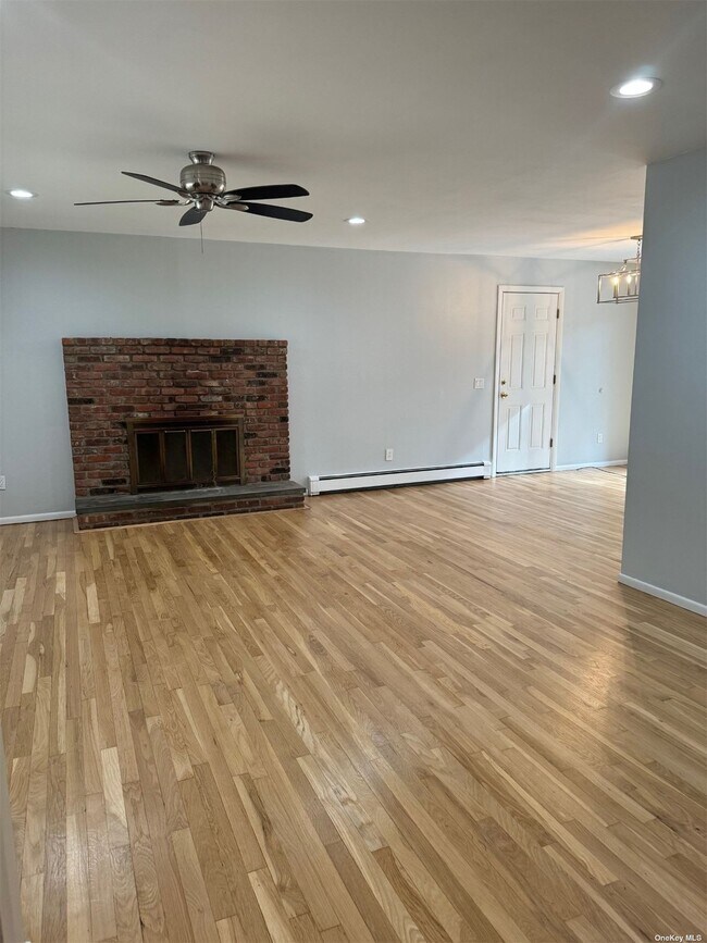Building Photo - 426 Brookhaven Ave