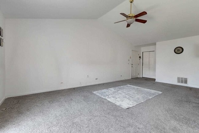 Building Photo - 204 Dublin Ln