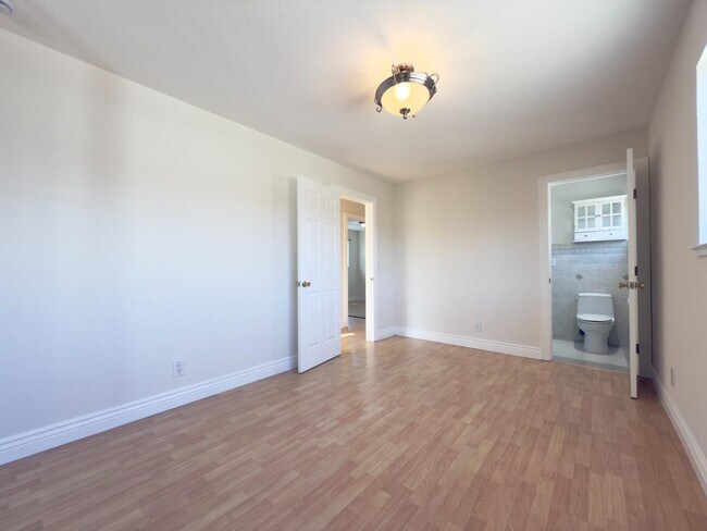 Building Photo - 1397 Adrian Way