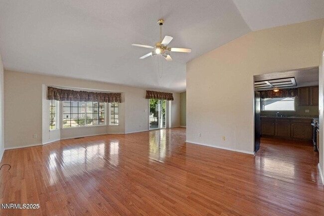Building Photo - 439 Beau Dr