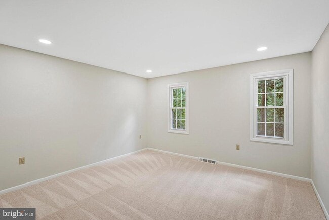 Building Photo - 2305 Acton Dr