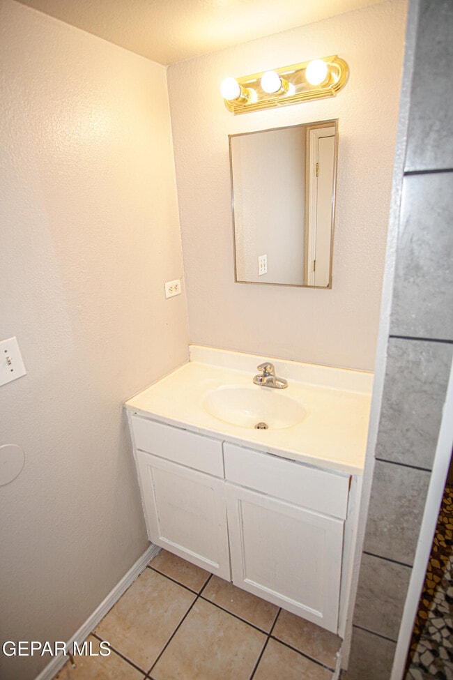 Building Photo - 11026 Splendor Ct
