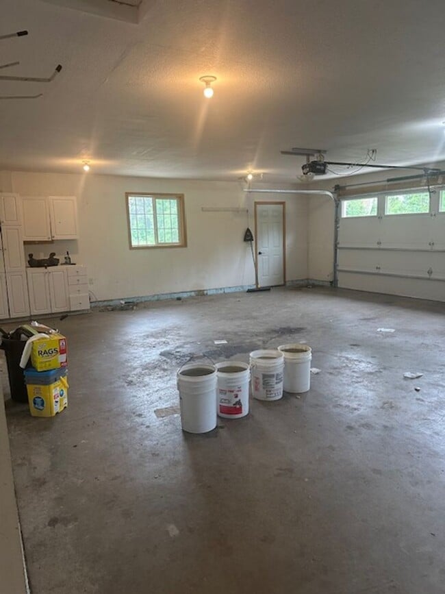 Building Photo - 4 Bed, 2 bath Single Family Home - Pillager