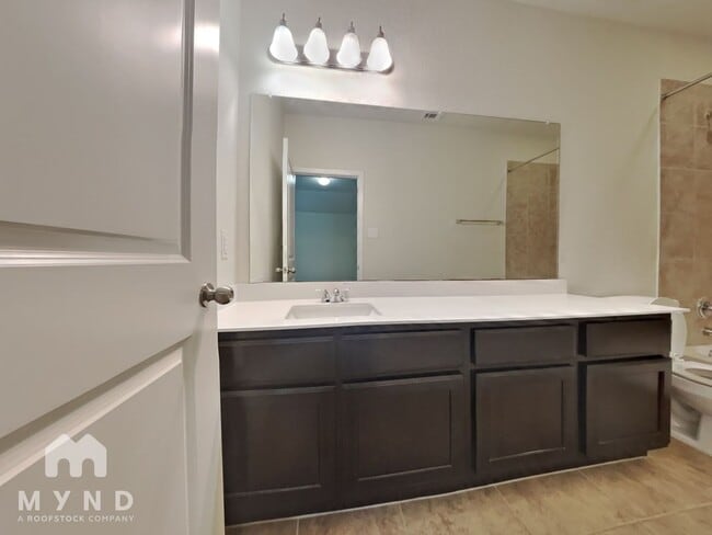 Building Photo - 20216 Boggy Ford Rd