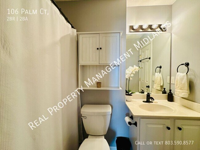 Building Photo - 106 Palm Ct