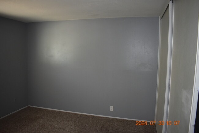 Building Photo - 330 Bald Pate Dr