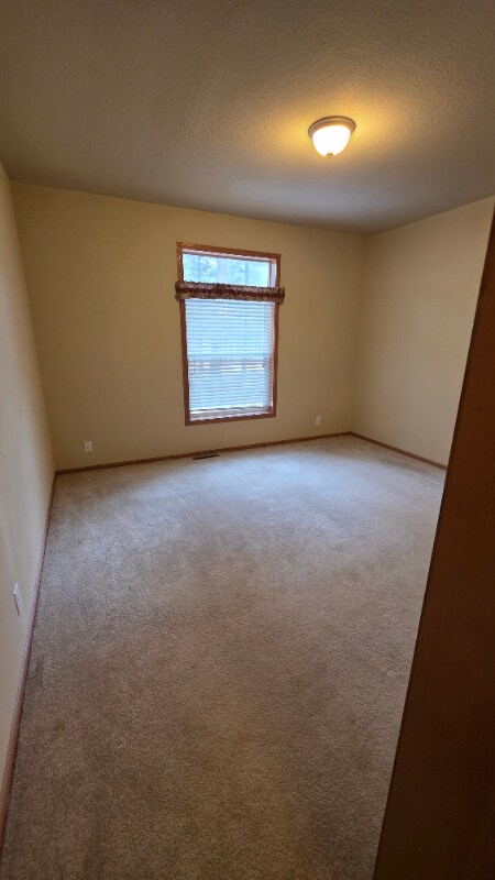 Building Photo - 7495 Shoup Rd