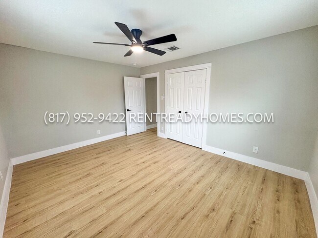 Building Photo - 3810 Weslow St