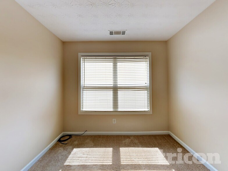 Building Photo - 456 Pond Lillies Rd SE