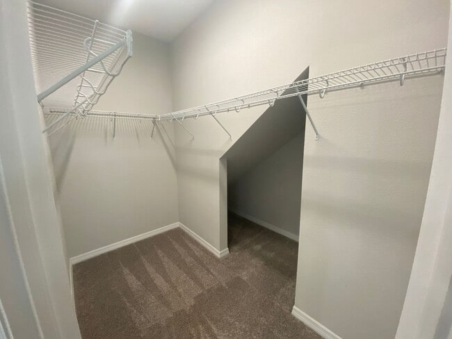 Building Photo - 3 Bedroom 3.5 Bath Home in Winter Park for...
