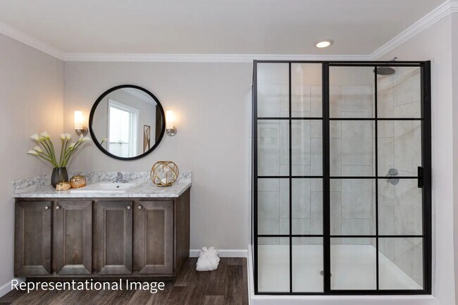 Building Photo - Knoxville 37920 - 3 bedroom 2 bath - call ...