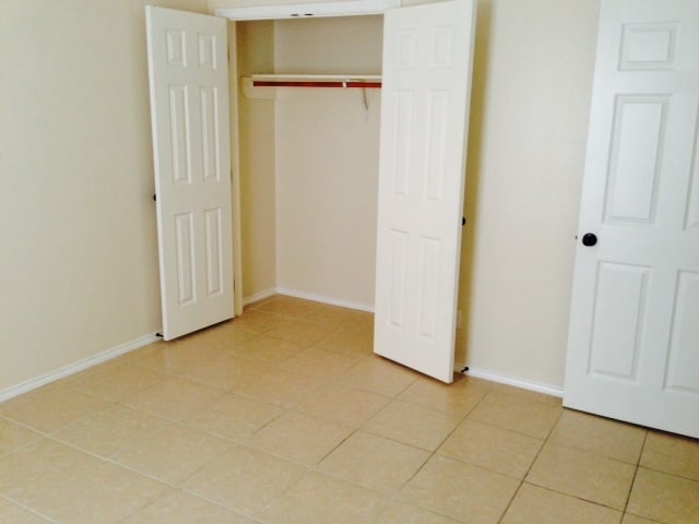 Building Photo - 1600 Omni Ave