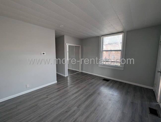 Building Photo - Small German Village Cottage