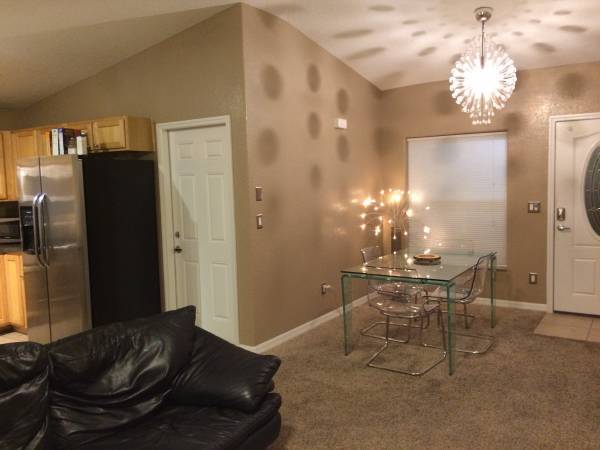 Building Photo - 1165 Bryn Mawr Dr