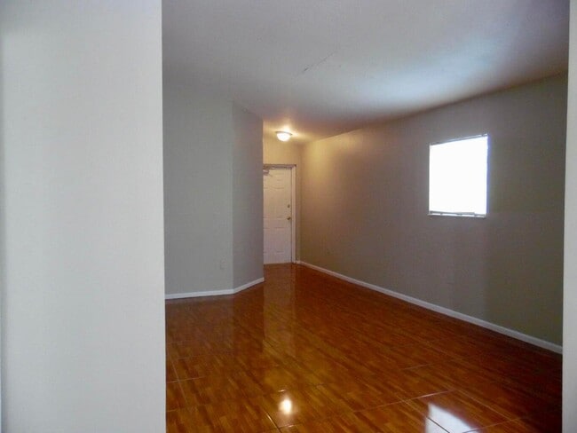 Building Photo - 3740 N Jog Rd