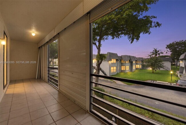 Building Photo - 3361 NW 85th Ave