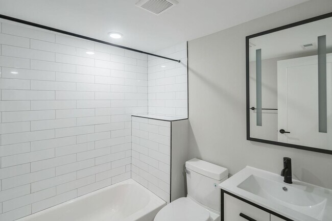 Building Photo - 1717 N 25th St