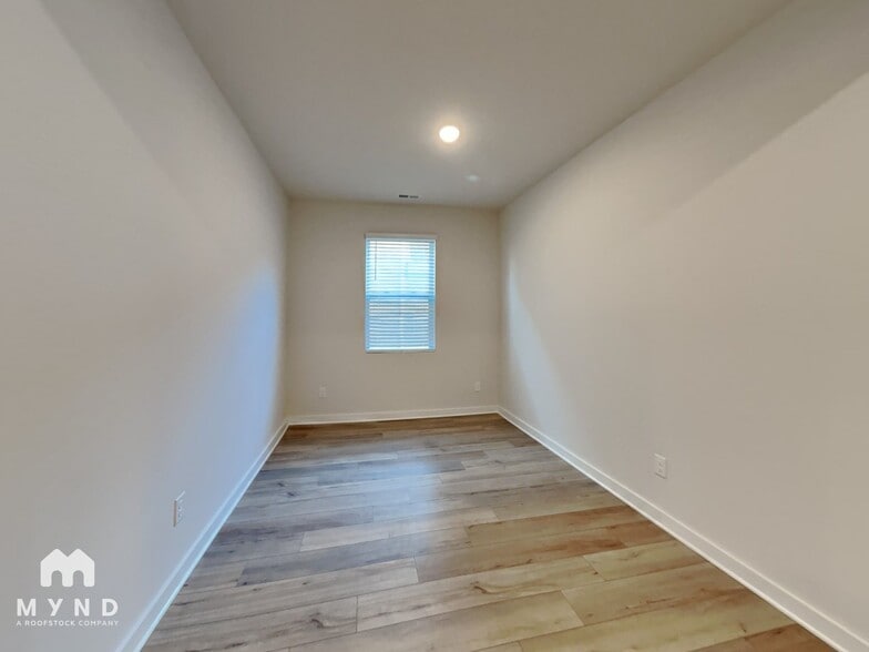 Building Photo - 603 Snapdragon Ln