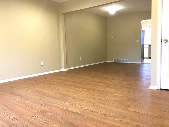 Building Photo - 2339 Rockspring Rd