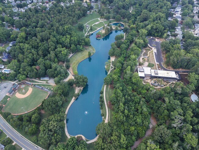 Building Photo - 1610 Jameston Dr