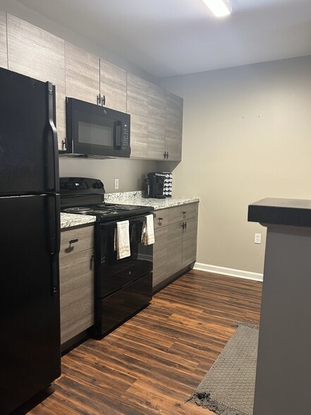 Kitchen - The Retreat at Pembroke