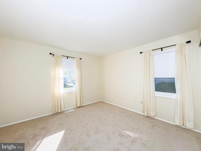 Building Photo - 3418 Medina Ln