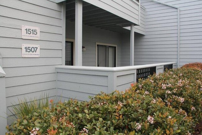 Primary Photo - Glen Cove Landing Condo