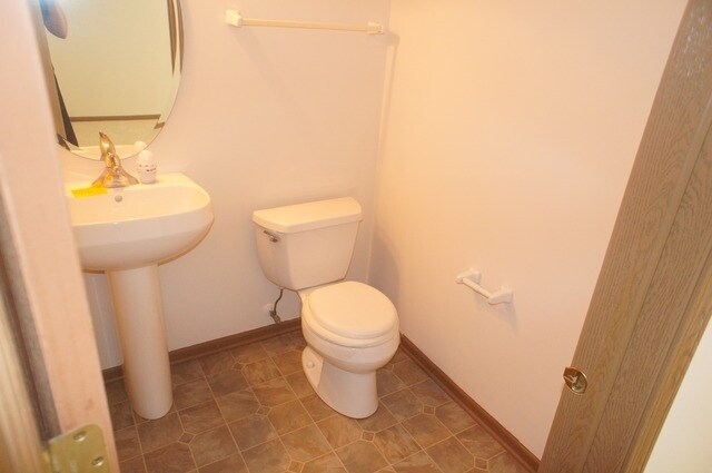 Building Photo - 24708 George Washington Dr