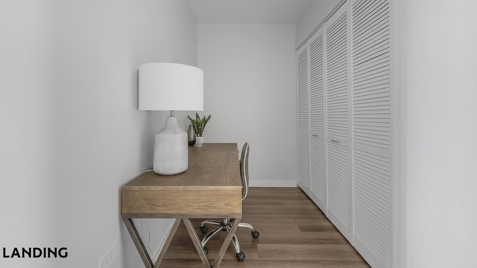 Building Photo - 2010 West End Ave