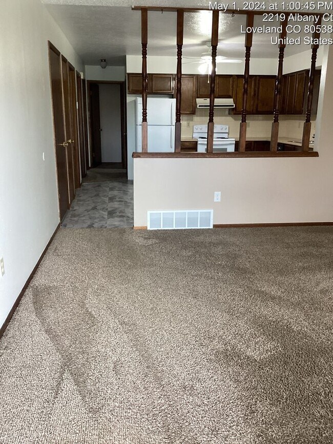 Building Photo - Great 2 Bed, 1 Bath Duplex with Attached Garage in Northern Loveland