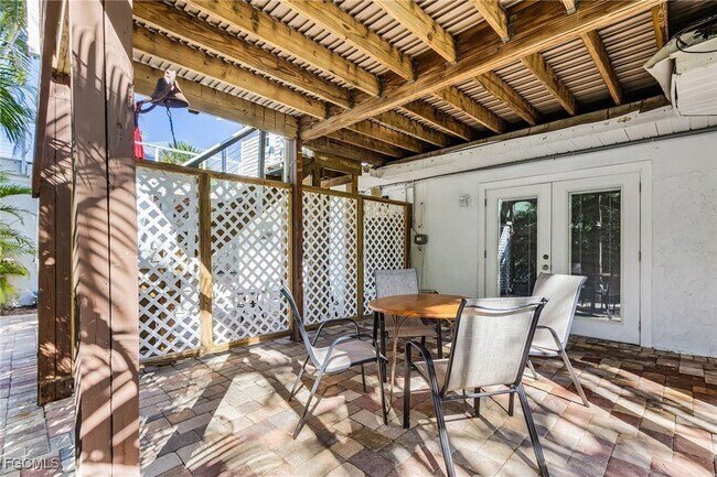 Building Photo - 135 Delmar Ave