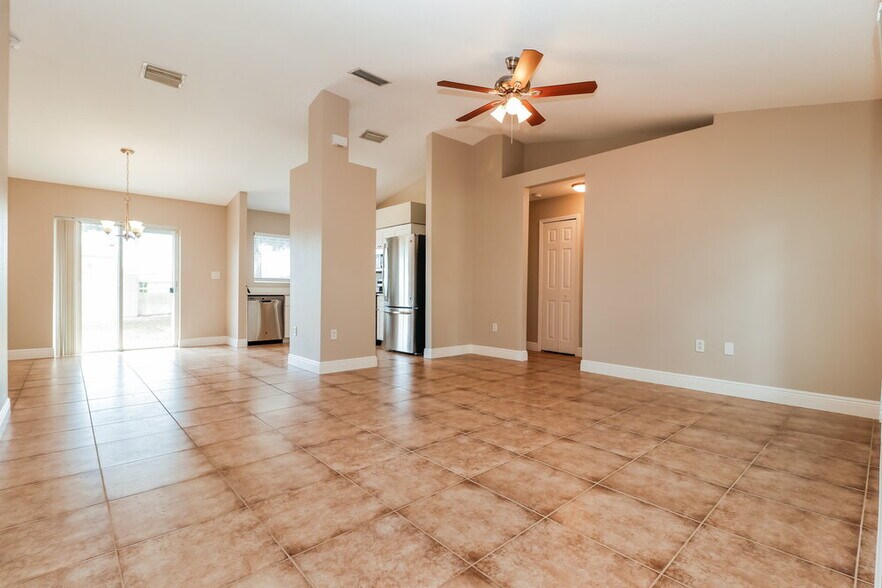 Building Photo - 13244 Prestwick Dr
