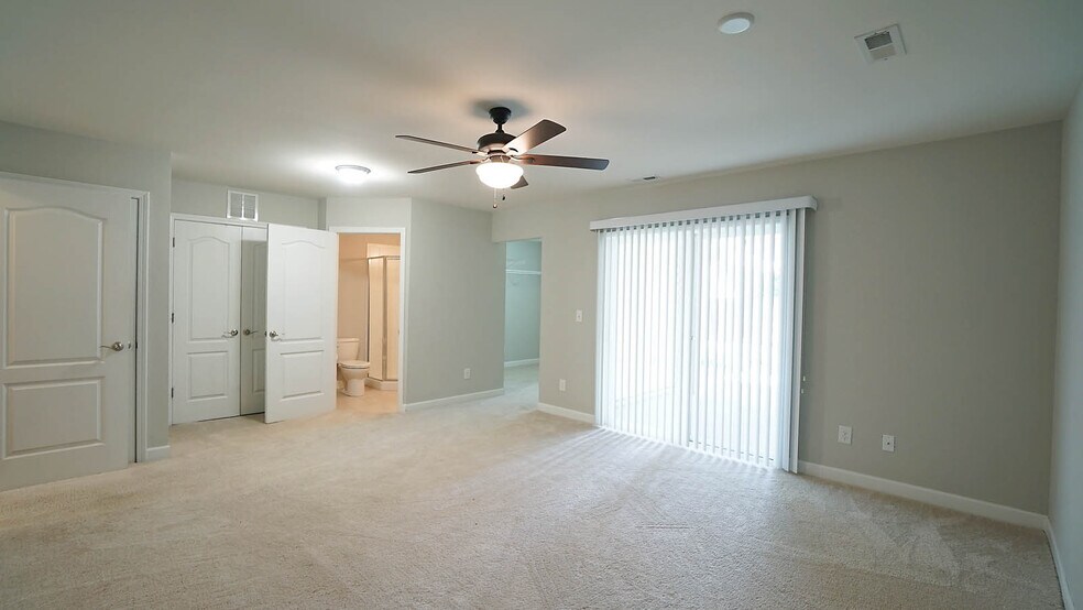 First floor suite with full bath and closet - 1207 Heritage Links Dr