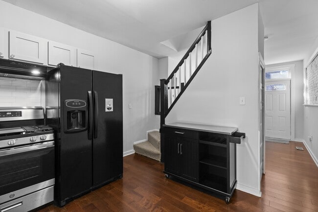 Building Photo - 1423 Olive St