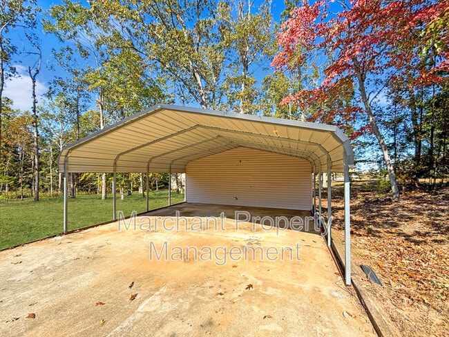 Building Photo - 317 Hunter Rd