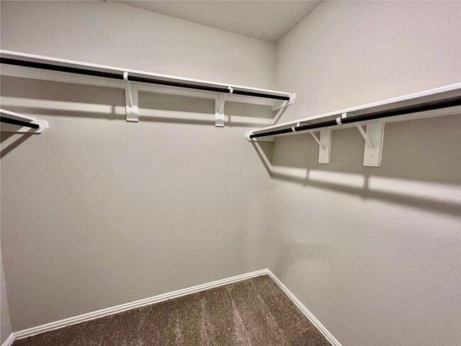 Building Photo - 31418 Horseshoe Meadow Bend Ln