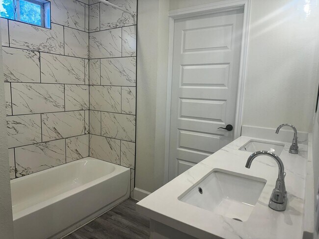 Building Photo - 7212 Corpus Christi St