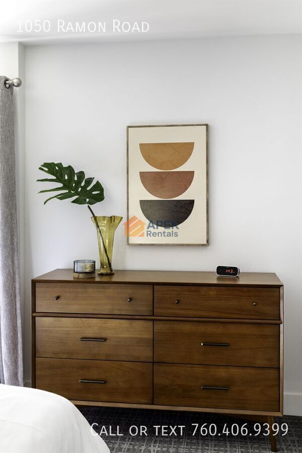 Building Photo - 1050 Ramon Rd