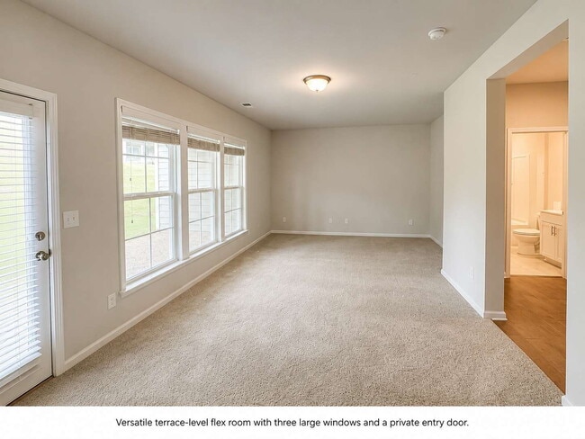 Building Photo - Like-New 3BR/3.5BA End-Unit Townhome in Buford – Near Suwanee Town Center and Mall of Georgia
