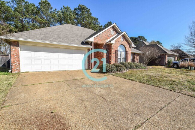 Building Photo - 3 Bed/2 Bath Home in Ashbrooke