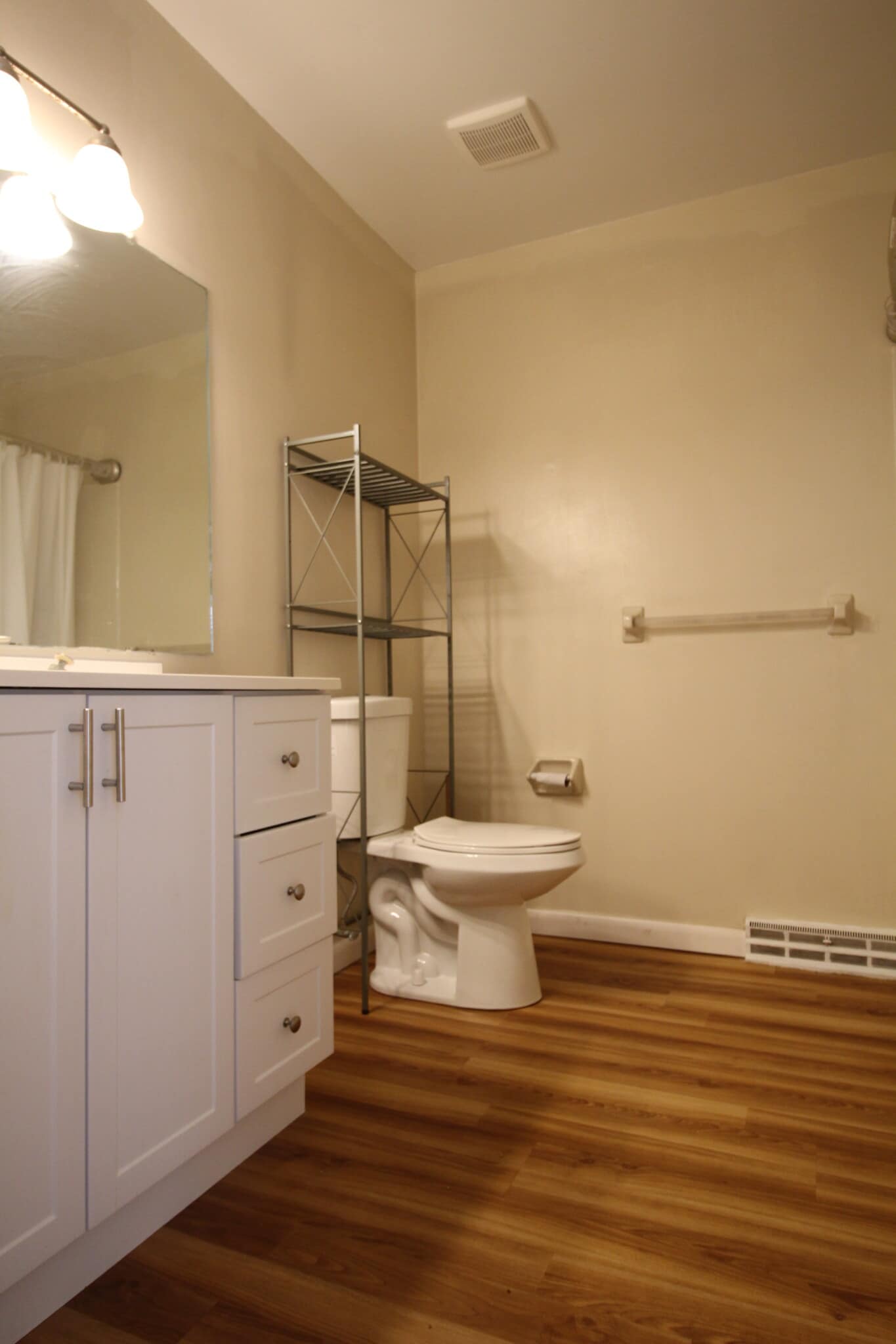 Building Photo - 5118 E Brigantine Ct