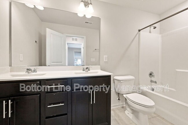 Building Photo - 6331 Andante Ave