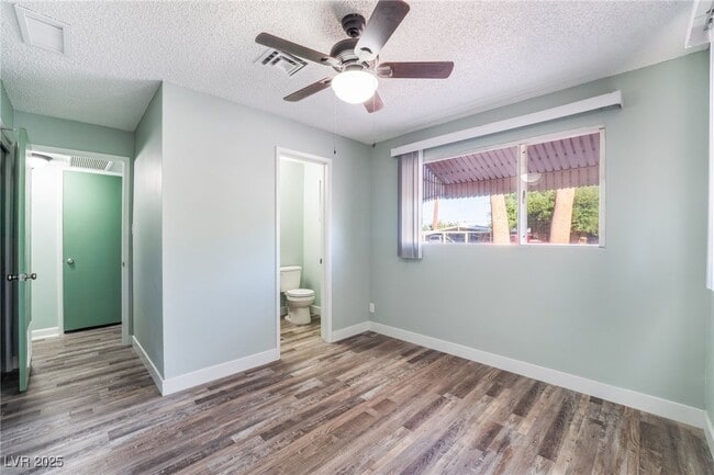 Building Photo - 2112 S Van Patten Pl