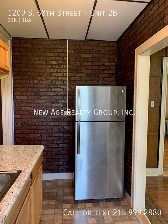 Building Photo - 1209 S 58th St