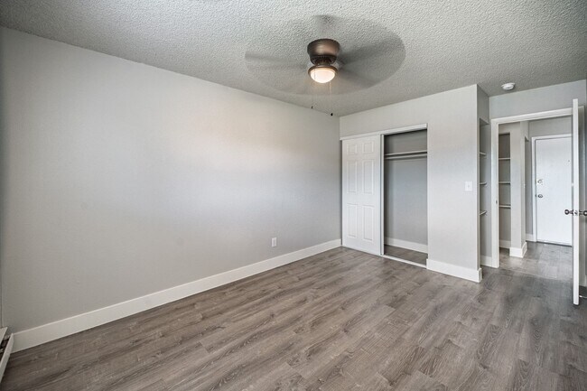 Building Photo - 3604 E Uintah St