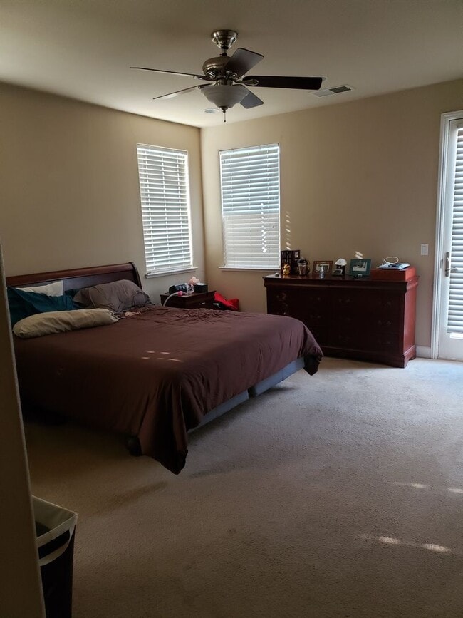 Building Photo - North Natomas Executive Home-Large One Sto...