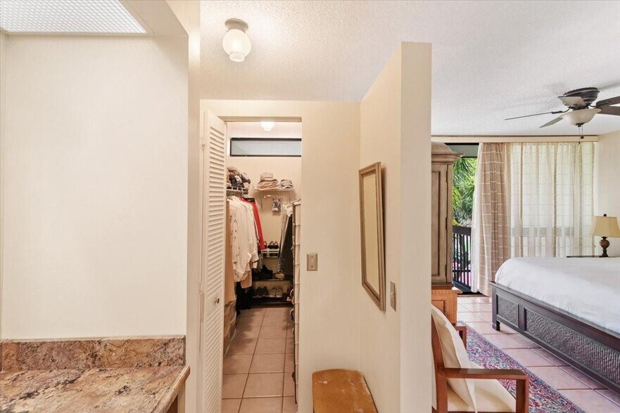 Building Photo - 2831 SW 87th Ave